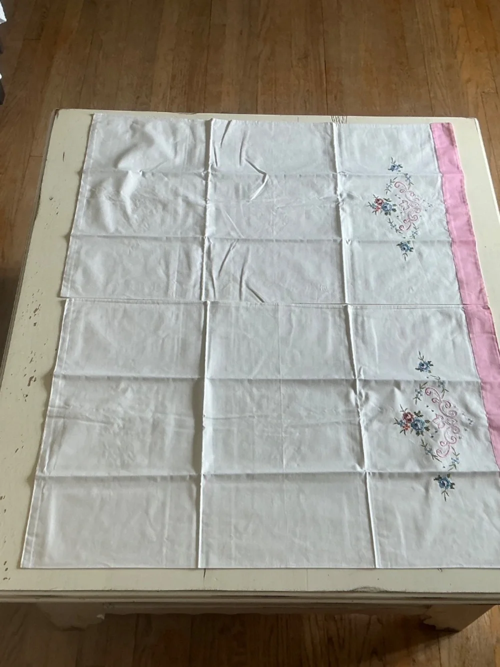 8 Vintage 100% Cotton White Floral Embroidered pillowcases